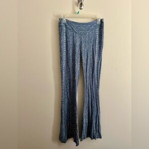 Rip Curl Patterned Flare Pants